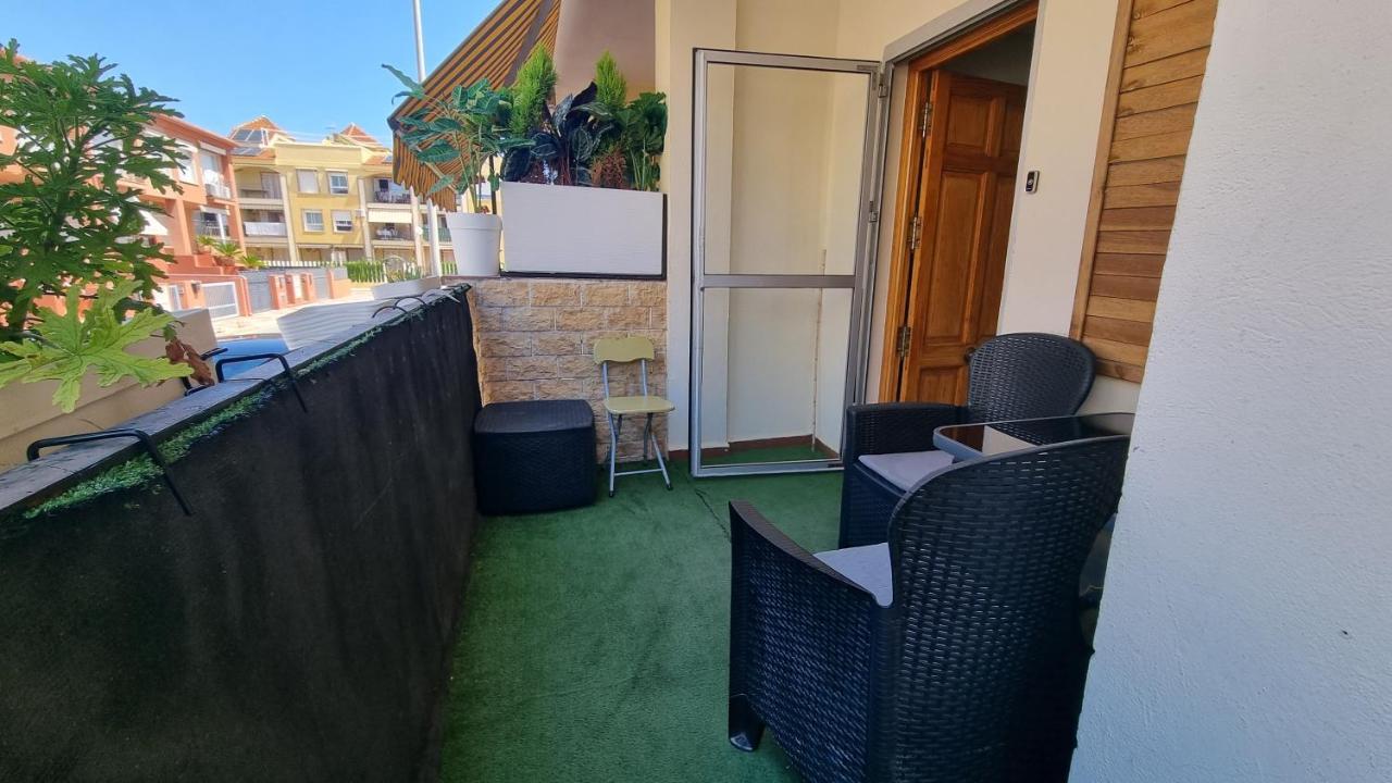 Bali Beach Puzol Relax Cerca De Valencia A 100 M De La Playa Con Ac Eksteriør billede